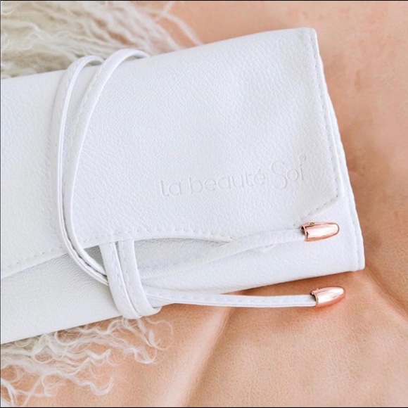 La Beauté Soi - makeup brush set - Picture 7 of 9